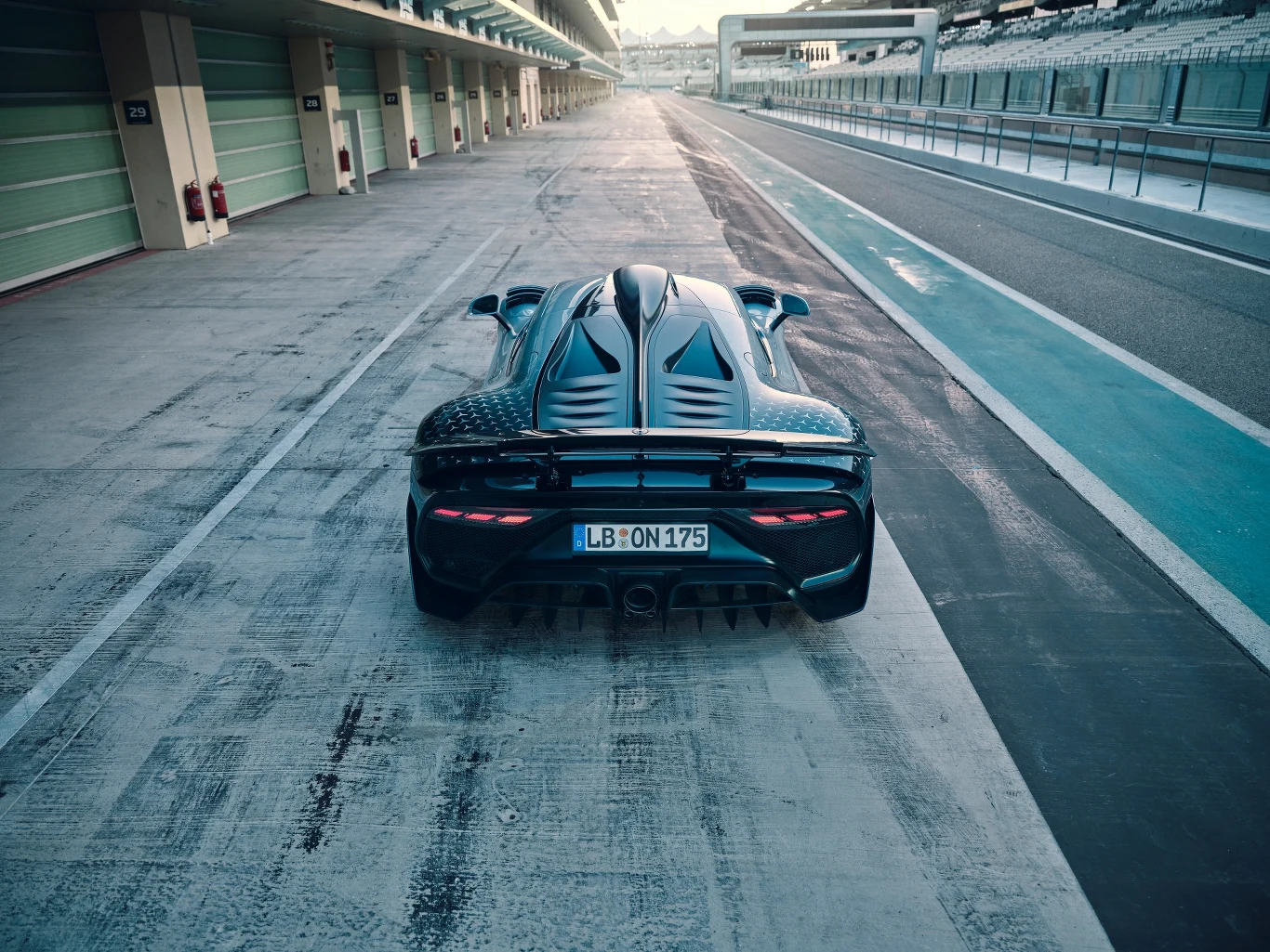 Mercedes-AMG ONE Mercedes-AMG ONE