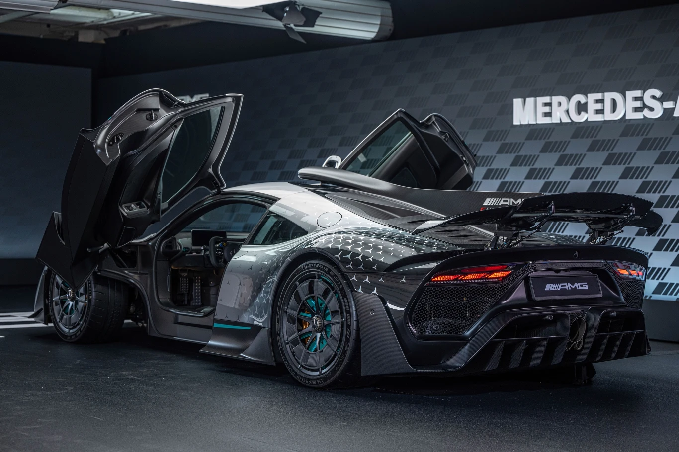Mercedes-AMG ONE Mercedes-AMG ONE
