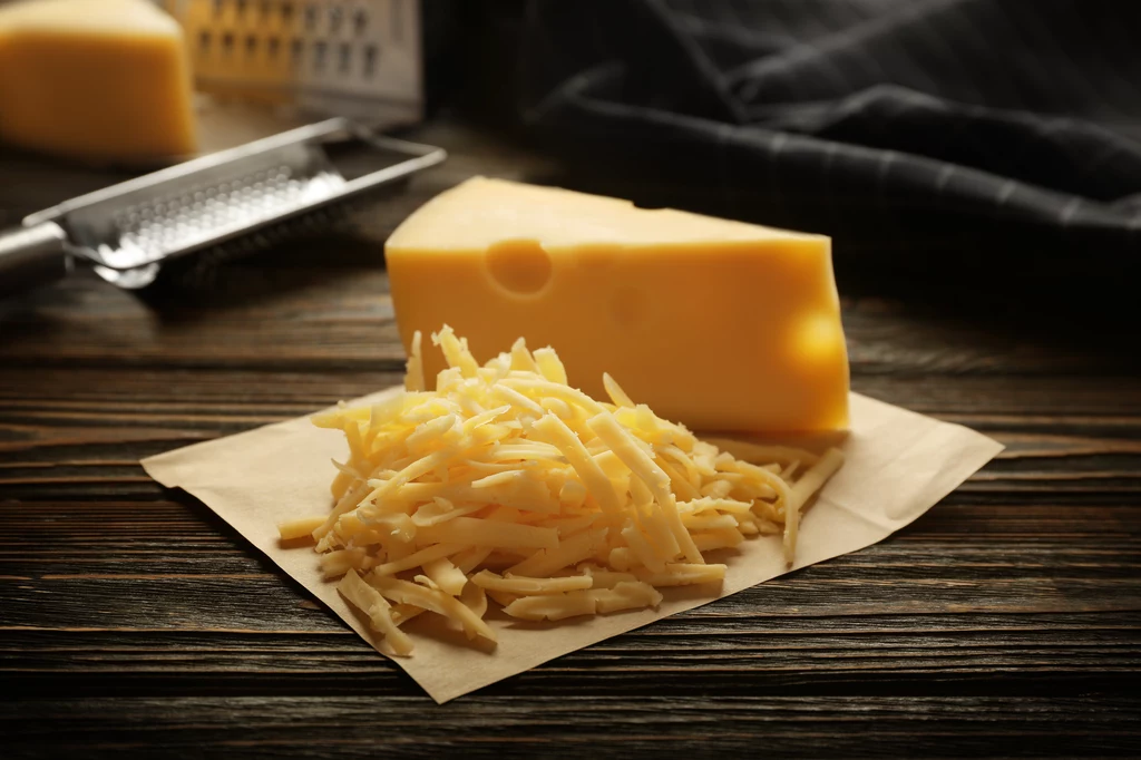 Aby ser nie wysechł, należy go przechowywać w szczelnym, zamykanym opakowaniu lub pojemniku