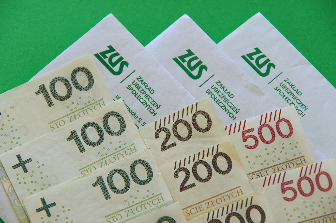 Świadczenie 500 plus przelewane jest na wskazane konto bankowe Świadczenie 500 plus przelewane jest na wskazane konto bankowe