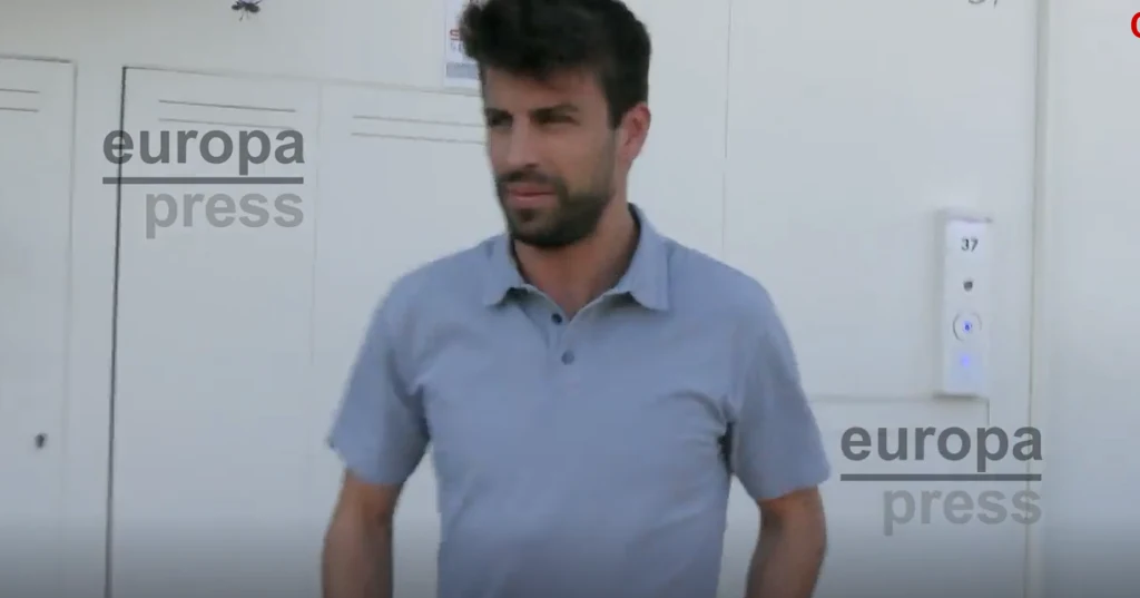 Gerard Pique pocałował klamkę Gerard Pique pocałował klamkę