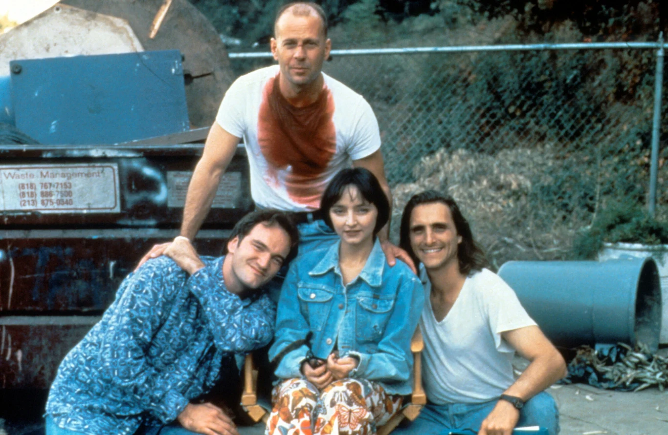 Quentin Tarantino (z lewej) i Roger Avary (z prawej) na planie "Pulp Fiction"