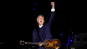 Jak zachowywać się przy królowej? Paul McCartney daje rady Brytyjczykom