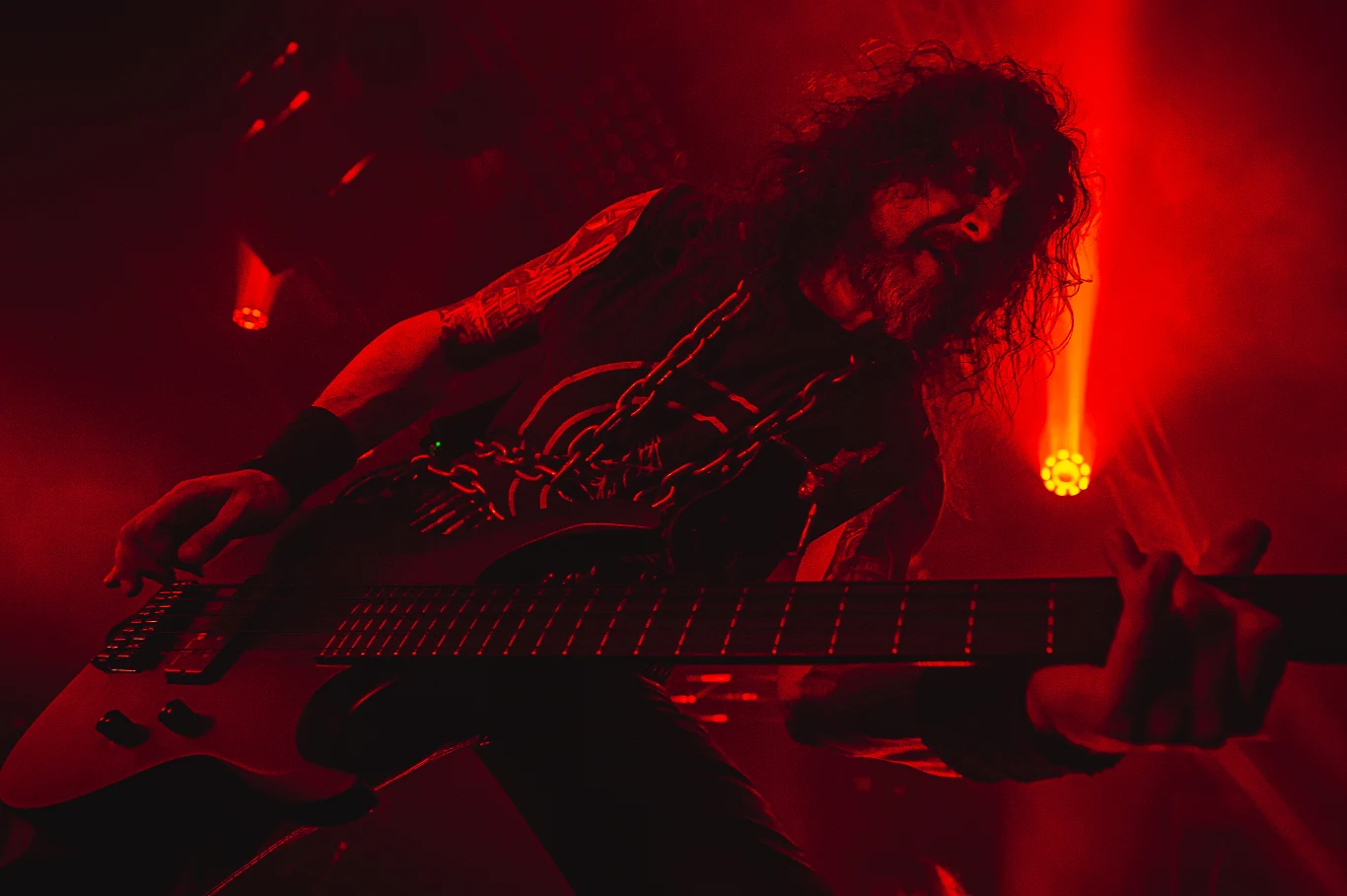 Azarath podczas koncertu na Mystic Festival 2022