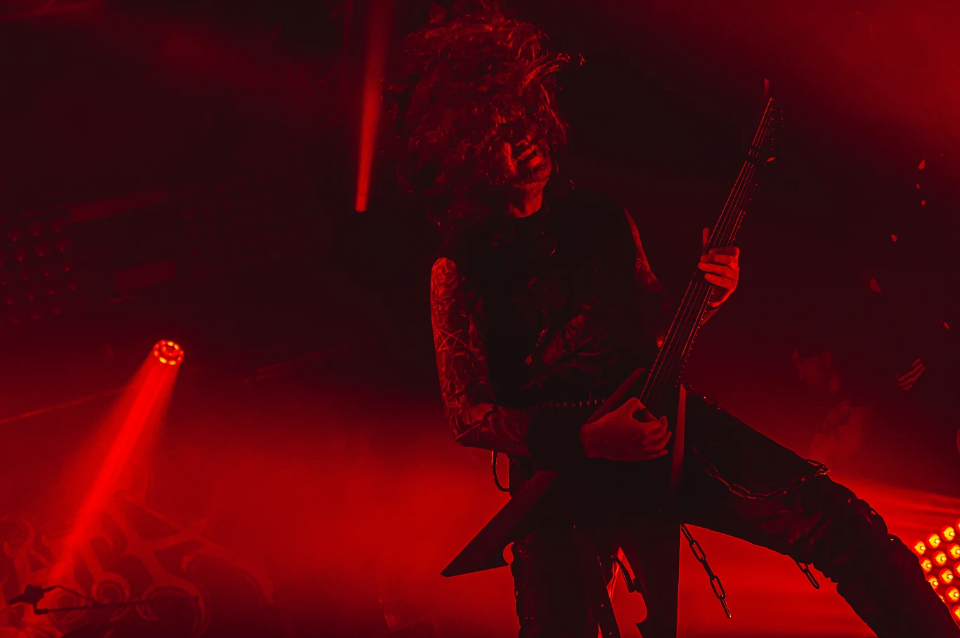 Azarath podczas koncertu na Mystic Festival 2022