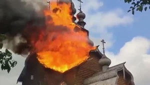 Pożar drewnianej świątyni, Ławry Świętogórskiej