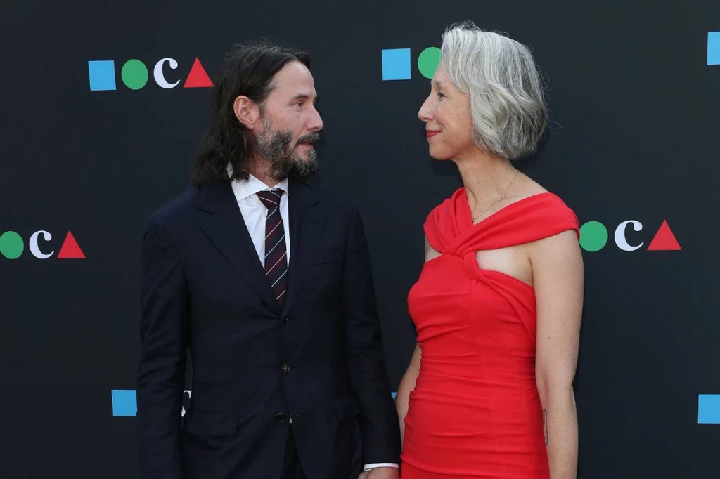 Alexandra Grant i Keanu Reeves zachwycili fanów swoimi stylizacjami