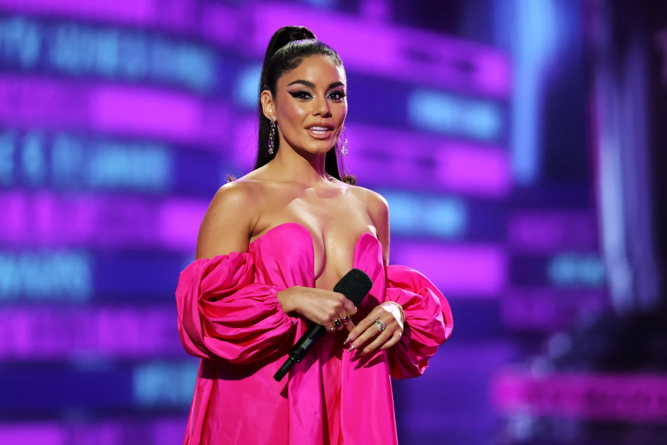 Vanessa Hudgens na MTV Movie Awards 2022