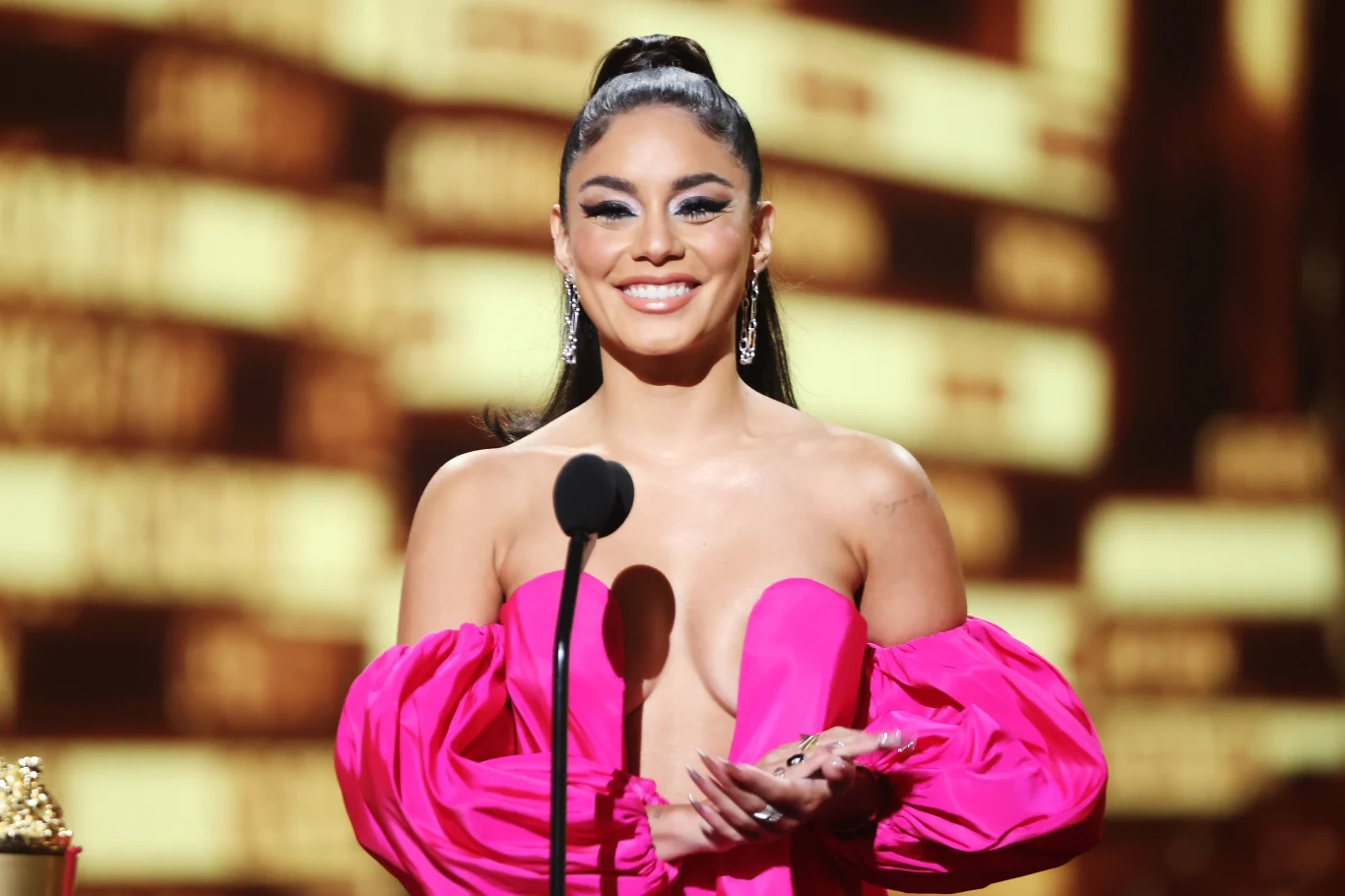 Vanessa Hudgens na MTV Movie Awards 2022