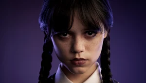 Jenna Ortega na gali Emmy. Miała na sobie tylko klejnoty