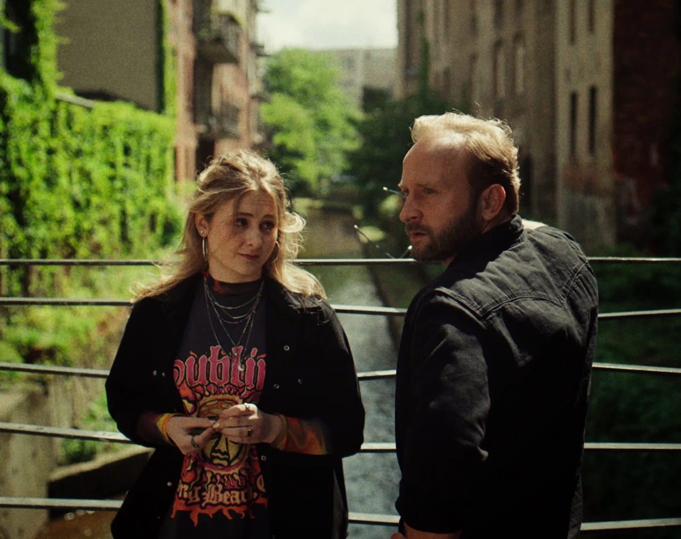 W roli tytułowej Ryfki zobaczymy debiutującą na dużym ekranie Sonię Szyc. W rolę jej filmowego ojca wcielił się Borys Szyc.  W filmie wystąpią także Anita Jańcia, Maciej Bisiorek, Anna Moskal, Anna Mrozowska, Magdalena Cielecka, Iza Kuna, Jan Peszek.