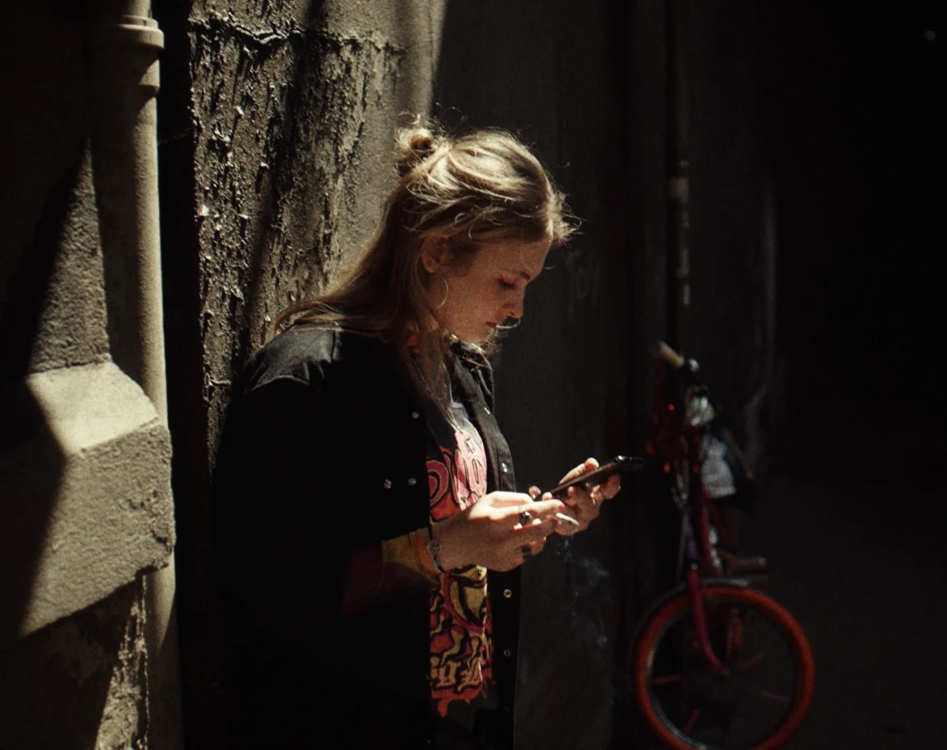 Zdjęcia do drugiego pełnometrażowego filmu Kuby Michalczuka rozpoczęły się  29 maja w Katowicach i potrwają do 15 lipca. Ekipa po zdjęciach na Śląsku przeniesie się do Warszawy.