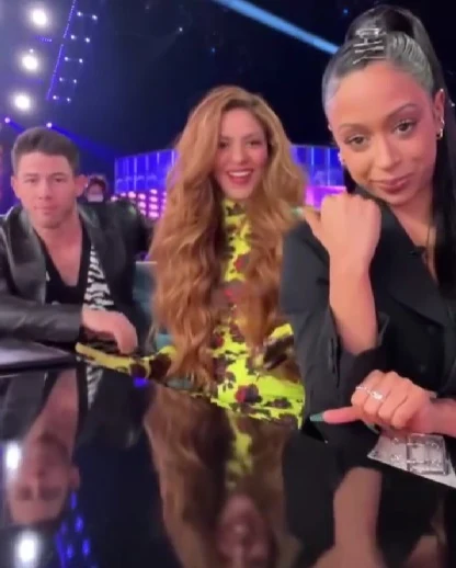 Shakira, Nick Jonas, Liza Kosha Shakira, Nick Jonas, Liza Kosha