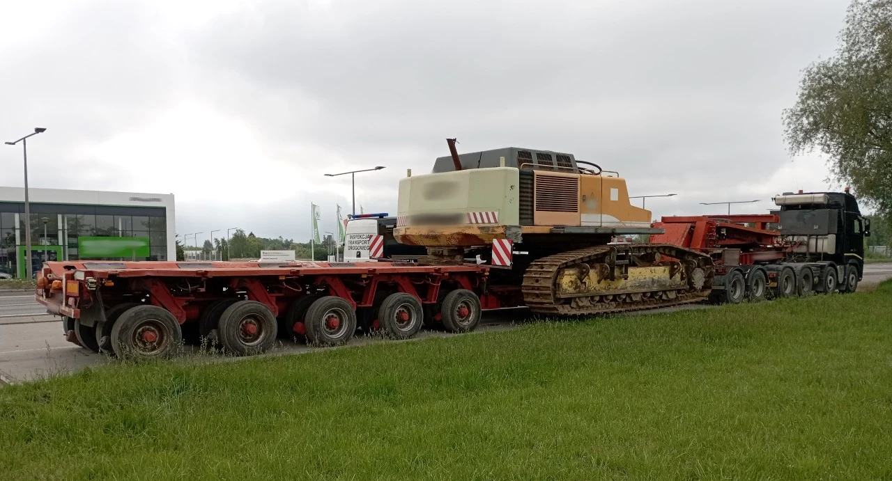 Zestaw ważył 110 ton, był za długi i za szeroki