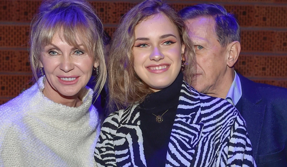 Helena Englert z rodzicami