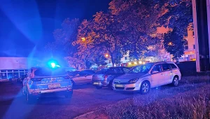 Alarm w Głogowie, w jednym z bloków wybuchł pożar