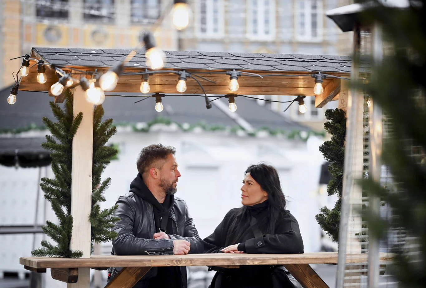 Misha Kostrzewski z narzeczoną Kingą