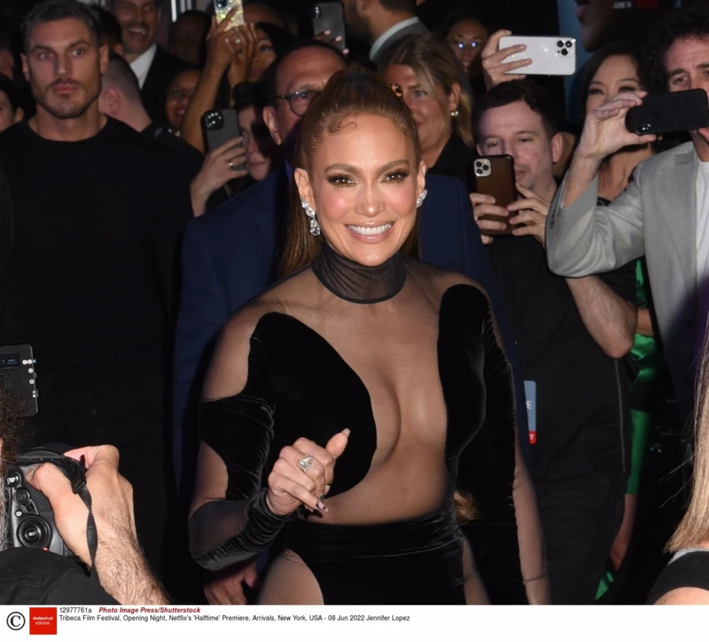 Jennifer Lopez na premierze dokumentu o jej koncercie