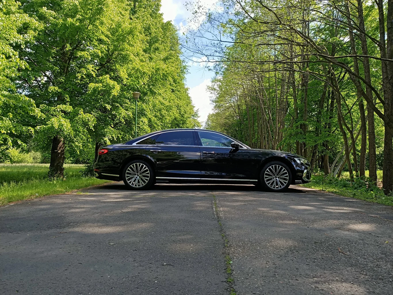 Audi A8 L 2022
