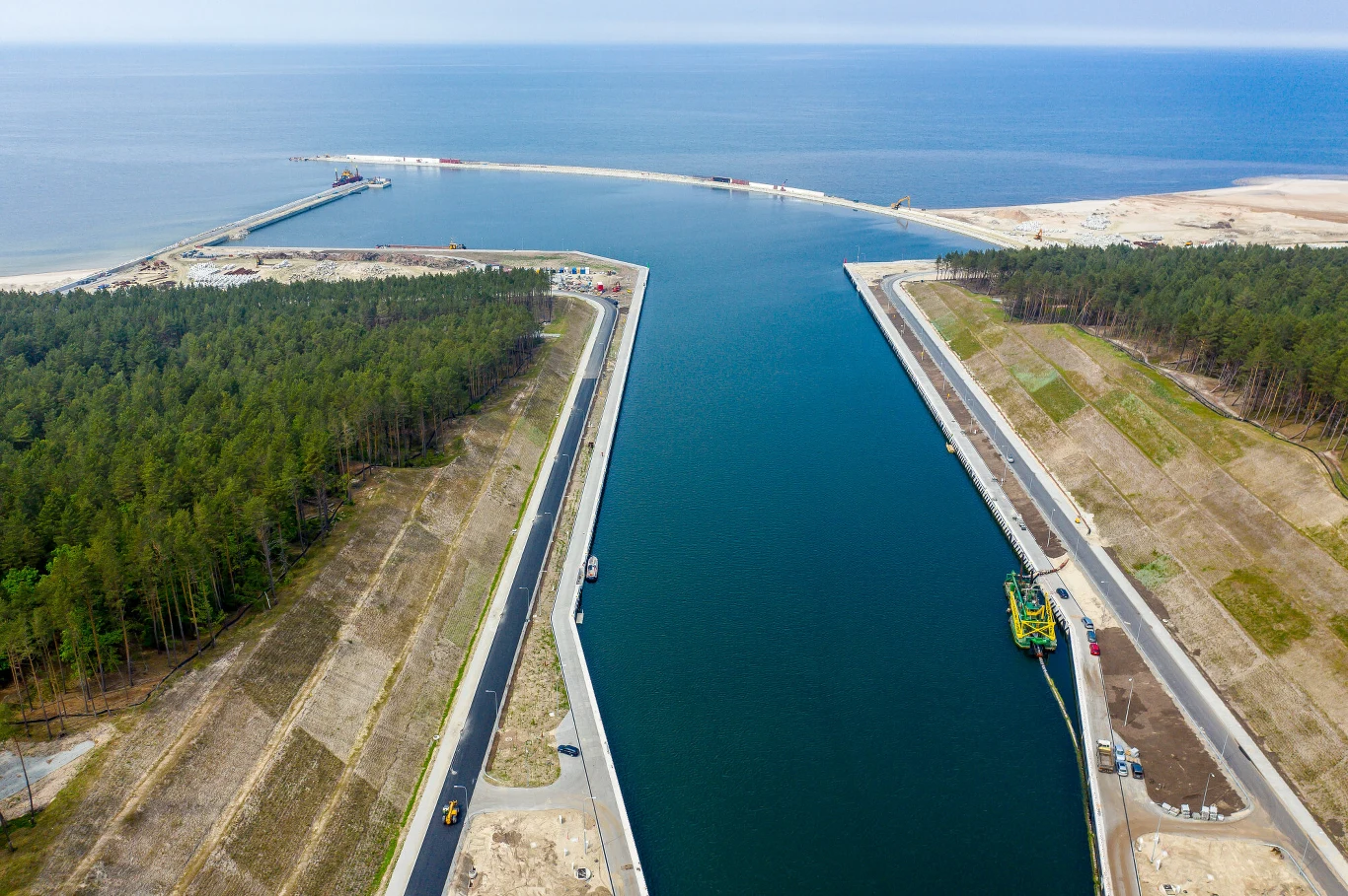 Analizowana jest możliwość ewentualnych dostaw węgla do północnej Polski przez przekop Mierzei Wiślanej Analizowana jest możliwość ewentualnych dostaw węgla do północnej Polski przez przekop Mierzei Wiślanej