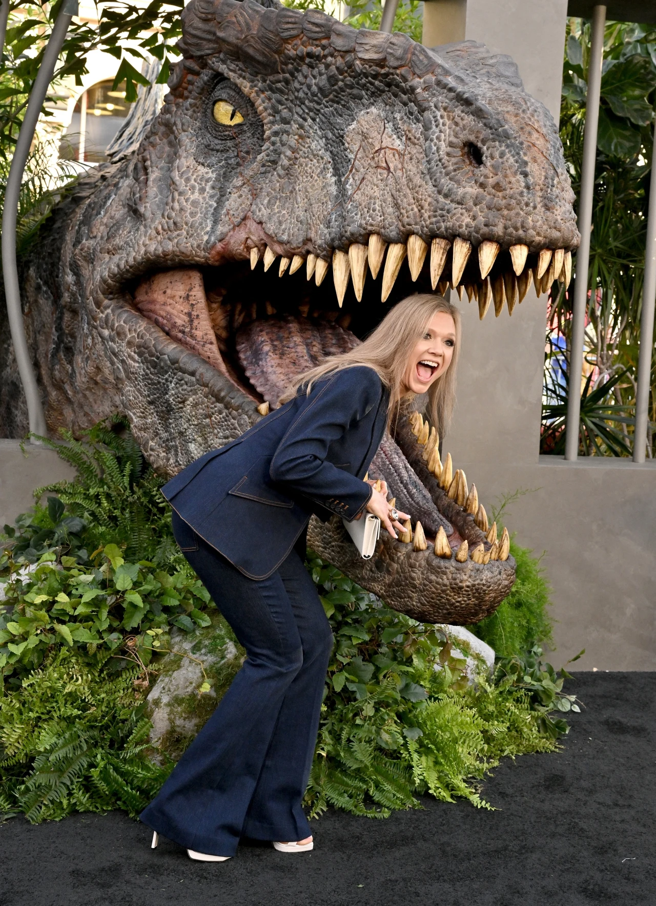 Ariana Richards na premierze "Jurassic World: Dominion"