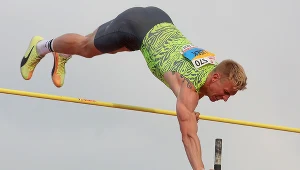 Piotr Lisek męczył się w dodatkowej rozgrywce z Robertem Soberą, ale ostatecznie został mistrzem Polski
