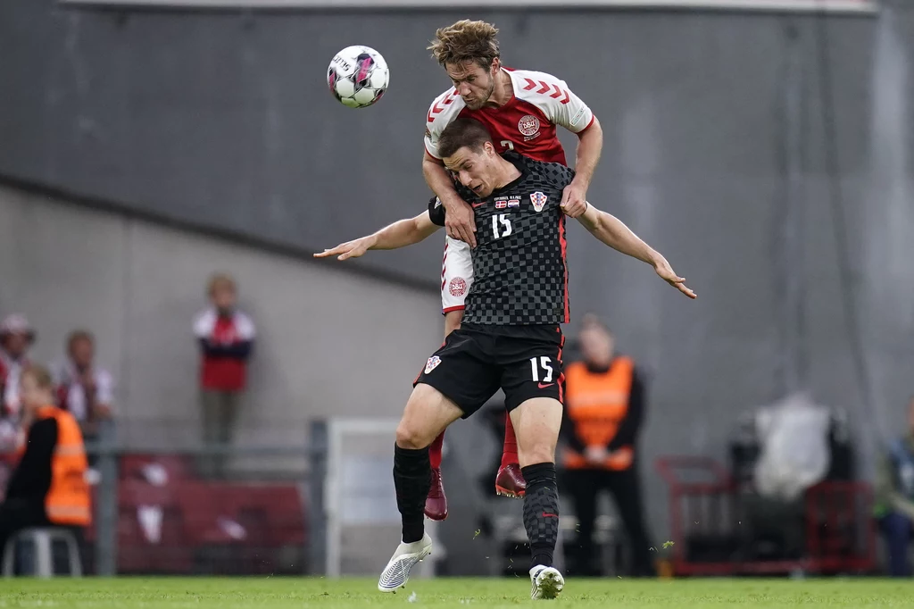 Mario Pasalić(na dole) zapewnił Chorwatom wygraną nad Danią Mario Pasalić(na dole) zapewnił Chorwatom wygraną nad Danią