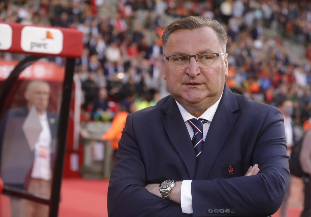 Czesław Michniewicz podczas meczu Belgia - Polska Czesław Michniewicz podczas meczu Belgia - Polska