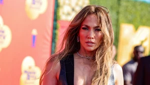 Efekt J.LO: Najmodniejsza fryzura sezonu! Odmładza i nadaje objętości