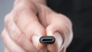 USB-C będzie obowiązkowe dla smartfonów. Tak UE walczy z elektrośmieciami 