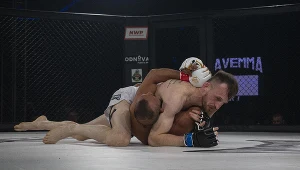 Piotr Poniedziałek w zwycięskiej walce z Egipcjaninem Mohamedem Ghalabem 