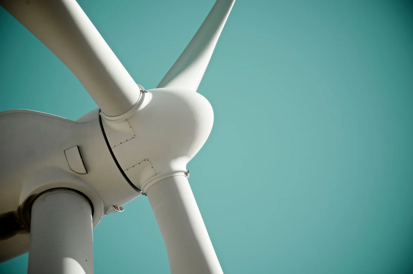 Ustawa 10H sprawiła, że rozwój turbin wiatrowych w Polsce wyhamował. Ostatnio energetyka wiatrowa została prześcignięta przez fotowoltaikę. Czy po nowelizacji wiatraki wrócą na pozycję lidera? Ustawa 10H sprawiła, że rozwój turbin wiatrowych w Polsce wyhamował. Ostatnio energetyka wiatrowa została prześcignięta przez fotowoltaikę. Czy po nowelizacji wiatraki wrócą na pozycję lidera?