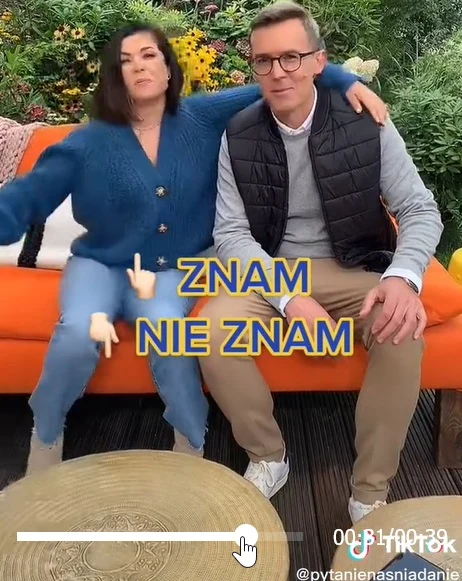 Kasia Cichopek objęła Macieja Kurzajewskiego, on nie odwzajemnił jej gestu