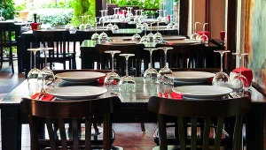 Pracownicy gastronomii opowiedzieli o jednym irytującym zachowaniu klientów. Zdjęcie ilustracyjne. 