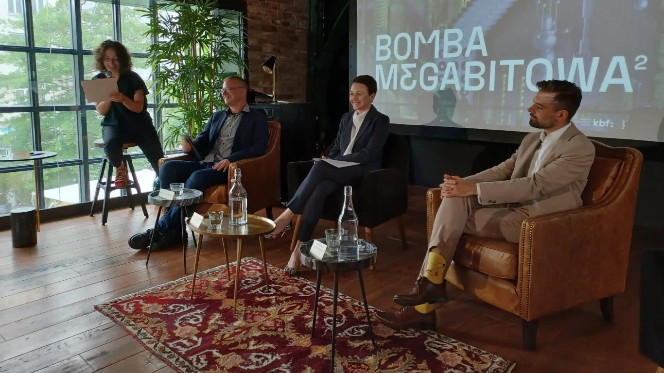 Zapowiedź Festiwalu Przyszłości Bomba Megabitowa Zapowiedź Festiwalu Przyszłości Bomba Megabitowa