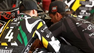 Jan Kvech w rozmowie z mechanikiem