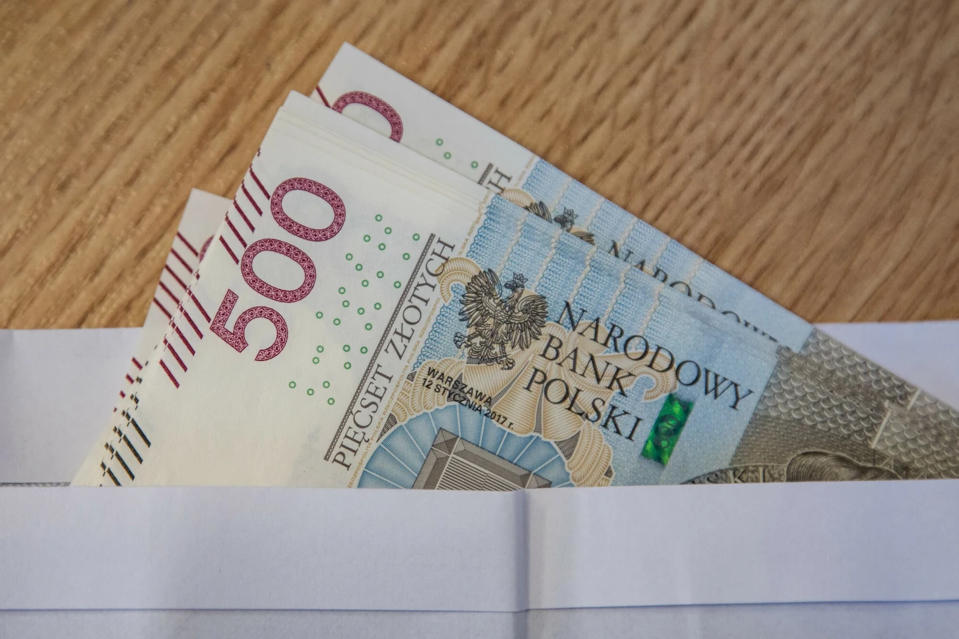 Wnioski o wypłatę 500+ można składać wyłącznie drogą elektroniczną Wnioski o wypłatę 500+ można składać wyłącznie drogą elektroniczną