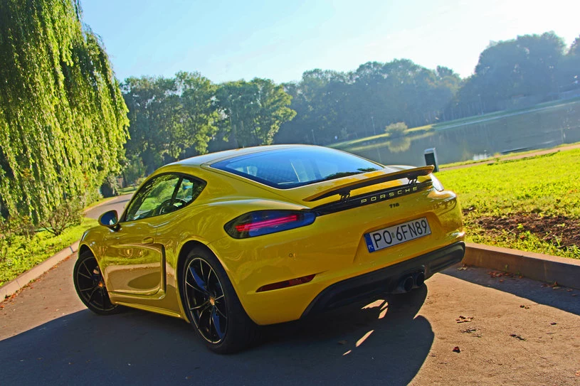 Porsche 718 Cayman