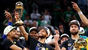 Radość koszykarzy Golden State Warriors