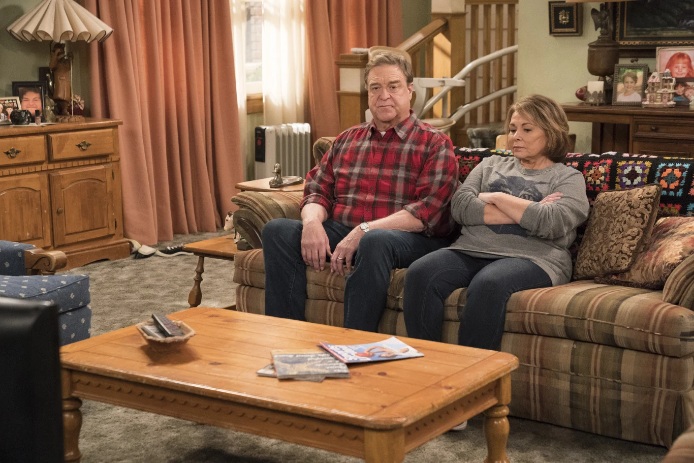 John Goodman i Roseanne Barr w sitcomie "Roseanne"