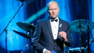 Maciej Stuhr już bez brody na Gali Stowarzyszenia Autorów ZAiKS, 14 czerwca 2022 roku
