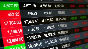 Złoty jest tak słaby wobec euro, franka i dolara, jak w pierwszych dniach po inwazji Rosji na Ukrainę