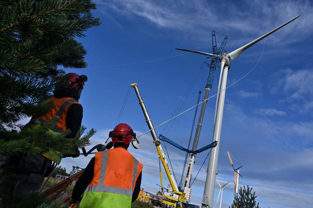 Większa produkcja energii z wiatru to sposób na uniezależnienie naszego kraju od rosyjskich surowców energetycznych