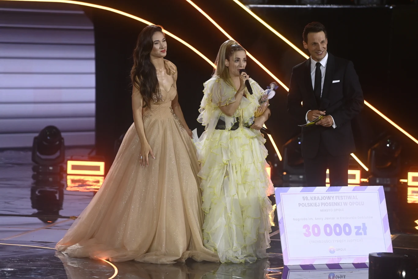 Ida Nowakowska, Magdalena Krzemień i Tomasz Wolny Ida Nowakowska, Magdalena Krzemień i Tomasz Wolny