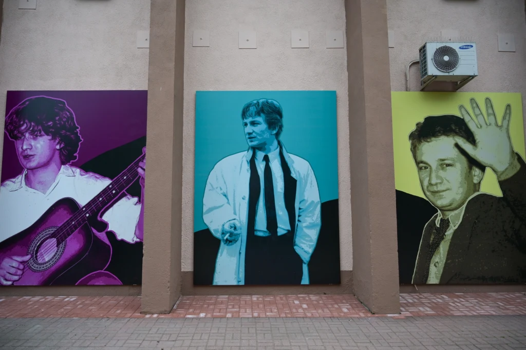 Grafiki upamiętniające śp. Pawła Królikowskiego Grafiki upamiętniające śp. Pawła Królikowskiego