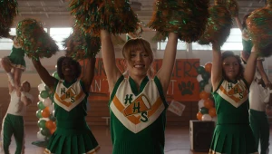 Grace Van Dien (Chrissy) w serialu "Stranger Things"