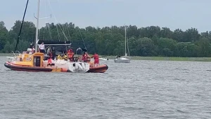 Tragedia na jeziorze Tałty. Prokuratura: Sternik nie miał patentu żeglarskiego