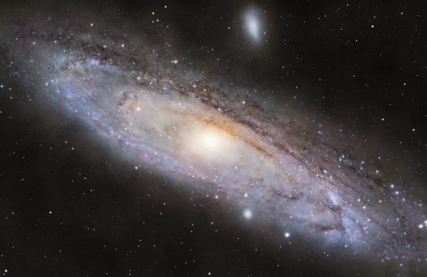 Zdjęcie M31, galaktyki spiralnej w gwiazdozbiorze Andromedy Zdjęcie M31, galaktyki spiralnej w gwiazdozbiorze Andromedy
