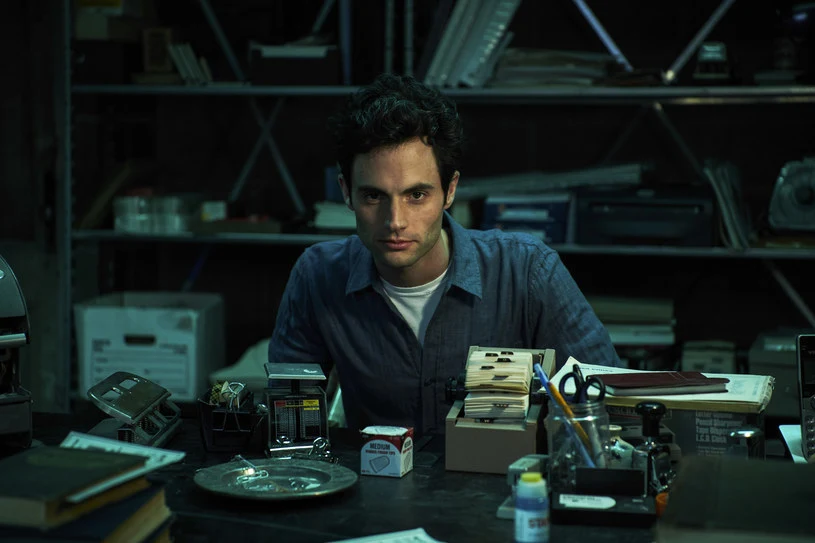 "Ty": Joe Goldberg (Penn Badgley) "Ty": Joe Goldberg (Penn Badgley)