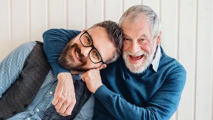 Życzenia na Dzień Ojca warto złożyć rodzicom niezależnie od tego, ile mamy lat. Najpiękniejsze i najzabawniejsze znajdziesz poniżej.